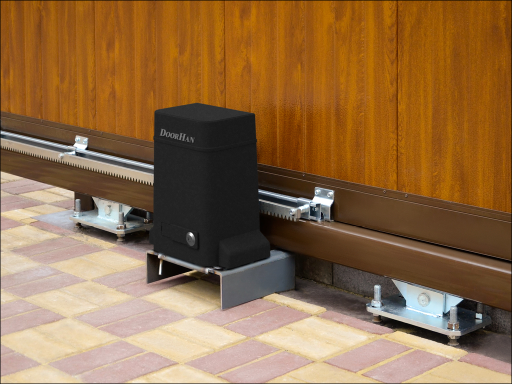 Привод для откатных ворот DoorHan SLIDING-1300 в масляной ванне